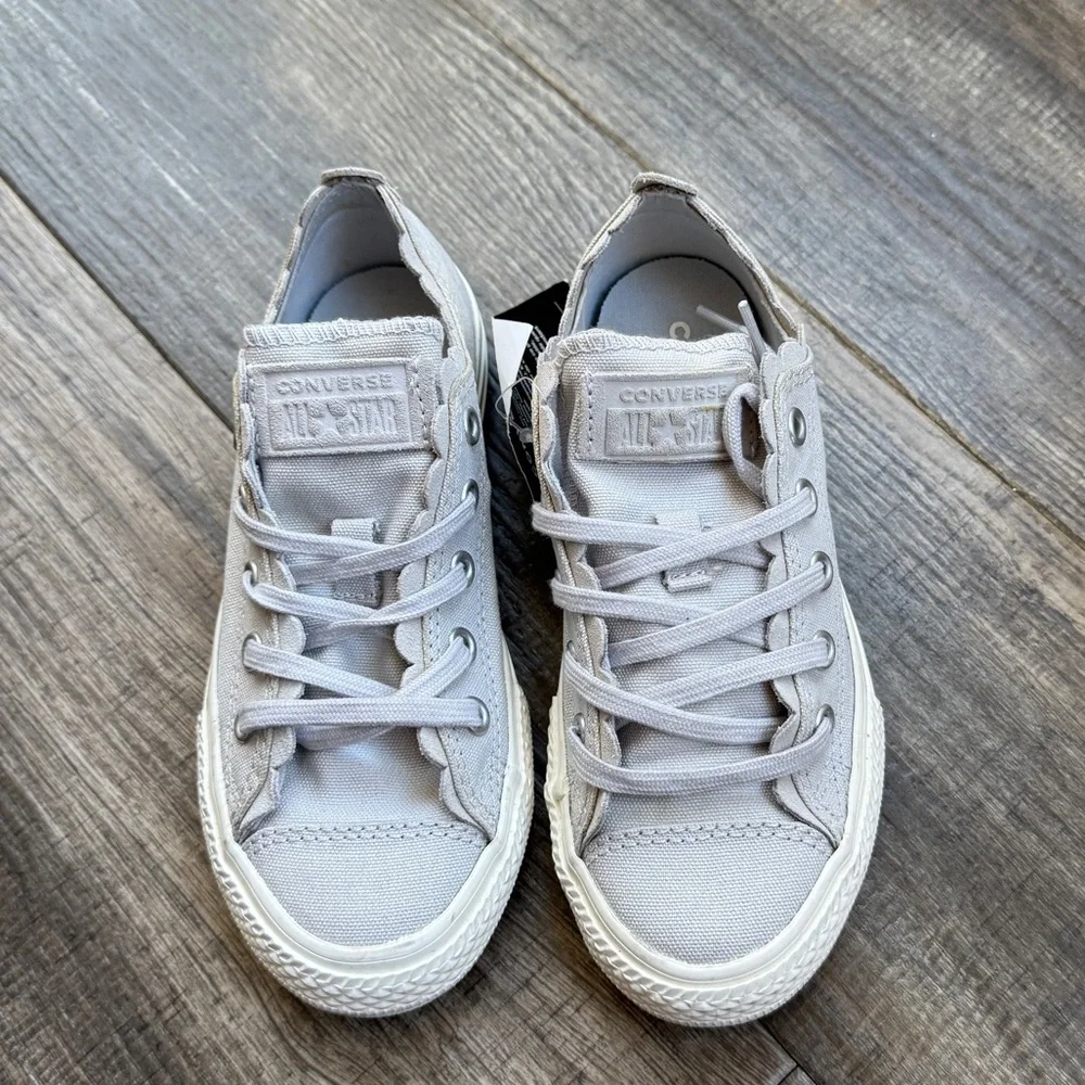 Converse brand new